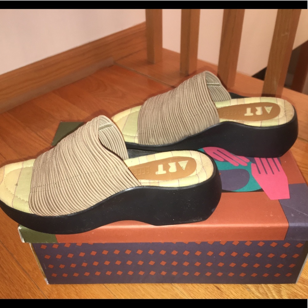 Arteffects Jodi sandals - 6.5 medium width